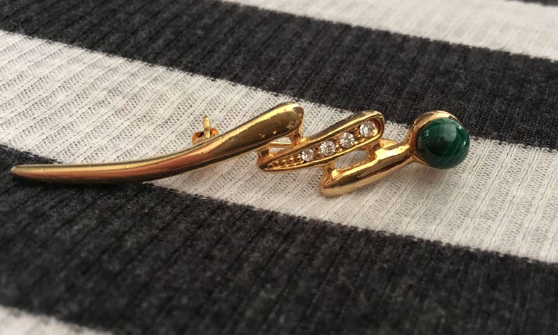 Sleek Vintage Gold Tone Abstract Lightning Bold Pizzazz Malachite and Cubic Zirconia Brooch Pin image 5