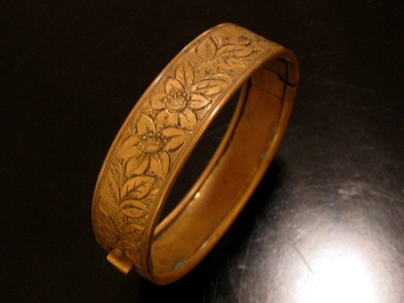 Antique Victorian Embossed Brass Floral Motif Hinged Cuff Bracelet