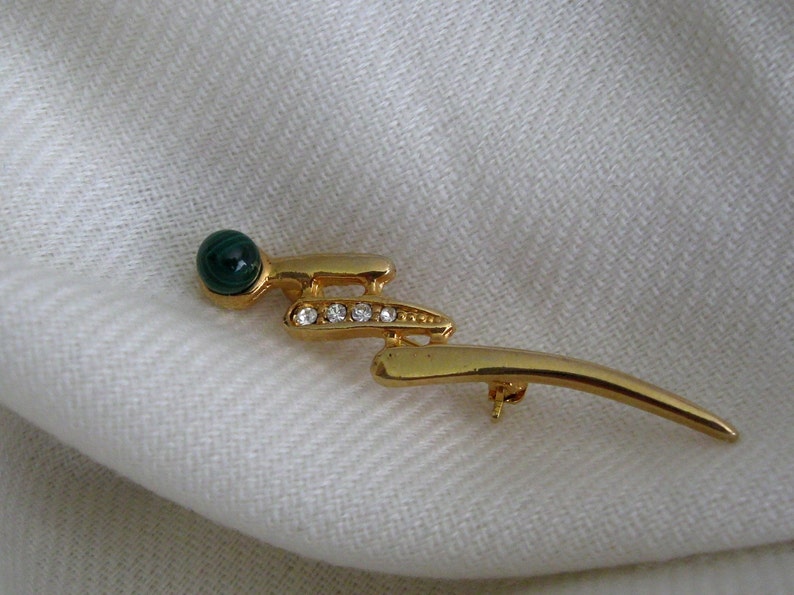 Sleek Vintage Gold Tone Abstract Lightning Bold Pizzazz Malachite and Cubic Zirconia Brooch Pin image 3