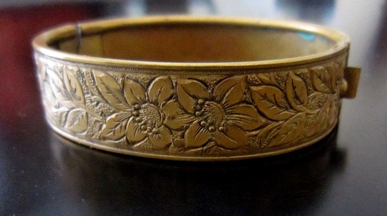 Antique Victorian Embossed Brass Floral Motif Hinged Cuff Bracelet