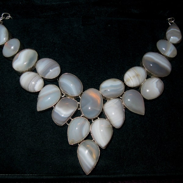 Stunning Gray Botswana Lace Agate Cluster Silver Plated Toggle Clasp Bib Necklace