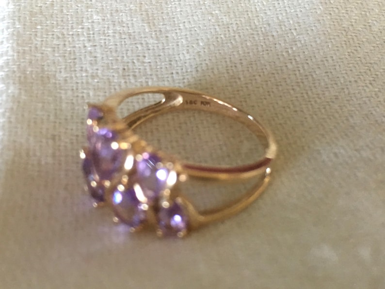 Vintage Solid 10K Yellow Gold Amethyst Signed Town and Country Ring Size 7.75