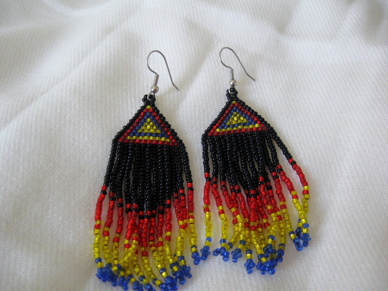 Vintage 1980/'s Hand Made Native American Beaded Long Chandelier Earrings for Pierced Ears