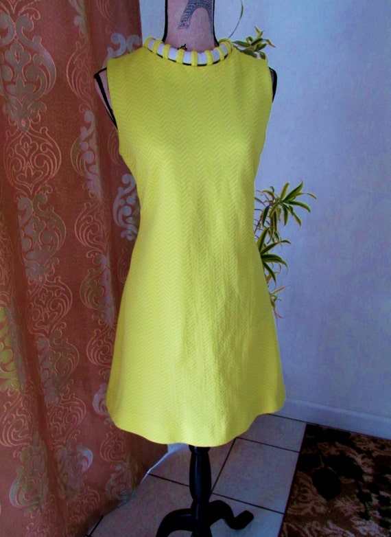 Spectacular Vintage 1960's Bright Lemon Yellow and