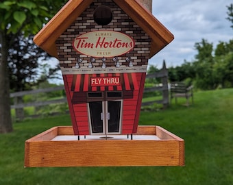 Coffee Lovers Fly Thru Feeder