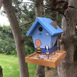 Charile Brown Bird Feeder