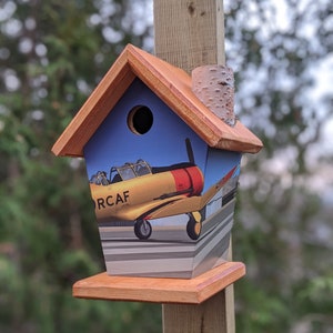 Harvard Aircraft Birdhouse