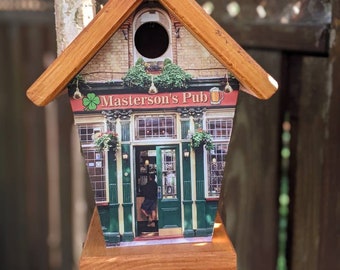 Personalized Irish Pub Birdhouse