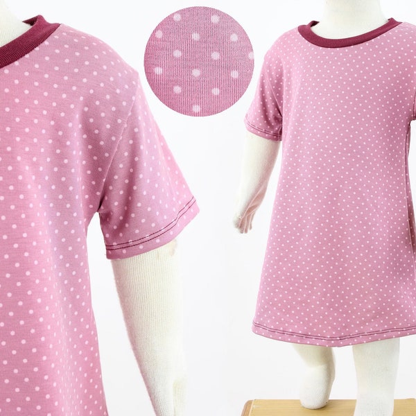 Kinder-Shirtkleid mit Punkten auf rosa