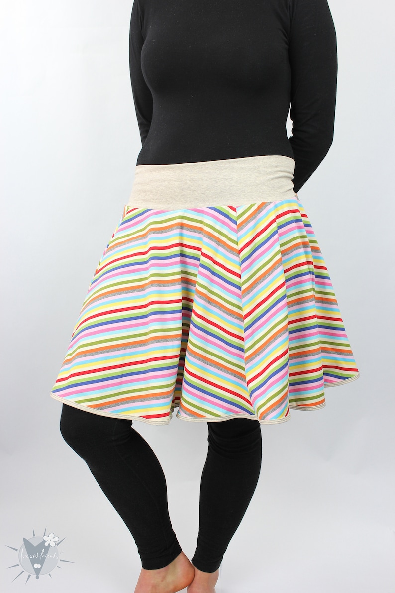 SALE S Circle skirt image 3