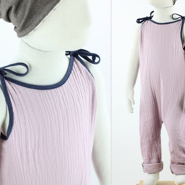 ärmelloser Jumpsuit zum Binden, altrosa Musselin, Kinder-Latzhose aus Öko-Musselin