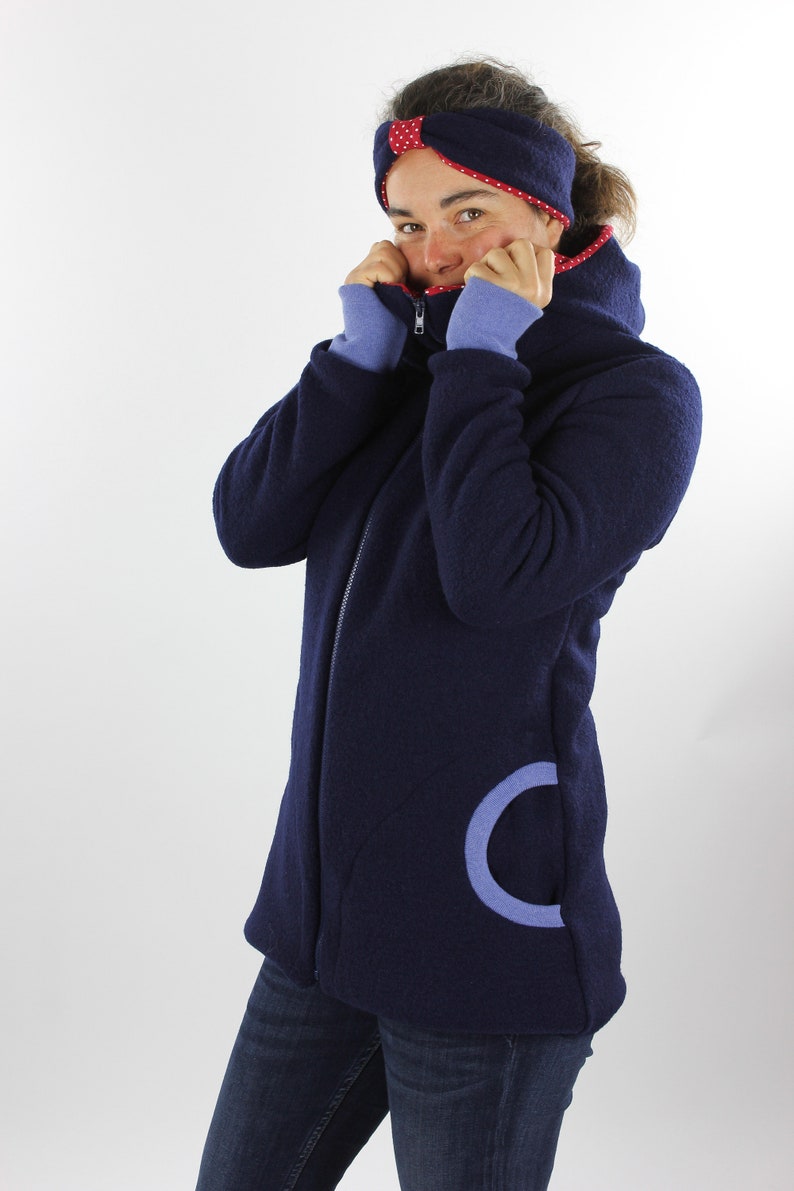 Women/'s wool walk jacket navy blue with dots on red
