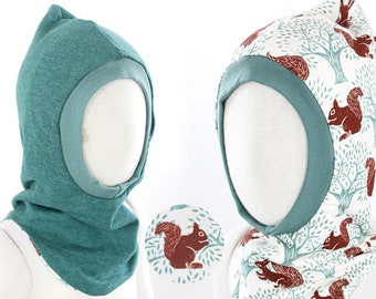 Reversible balaclava, pointed cap made of sweat and jersey, mottled green and squirrels