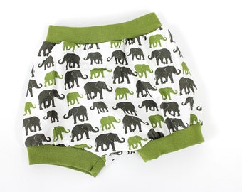 Höschen mit grünen Elefanten, ca. 1 bis 6 Jahre