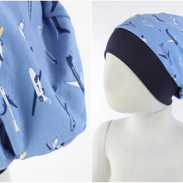 Beanie light blue with airplanes