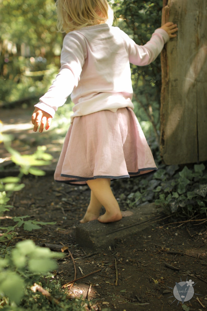 Children's circle skirt muslin image 1