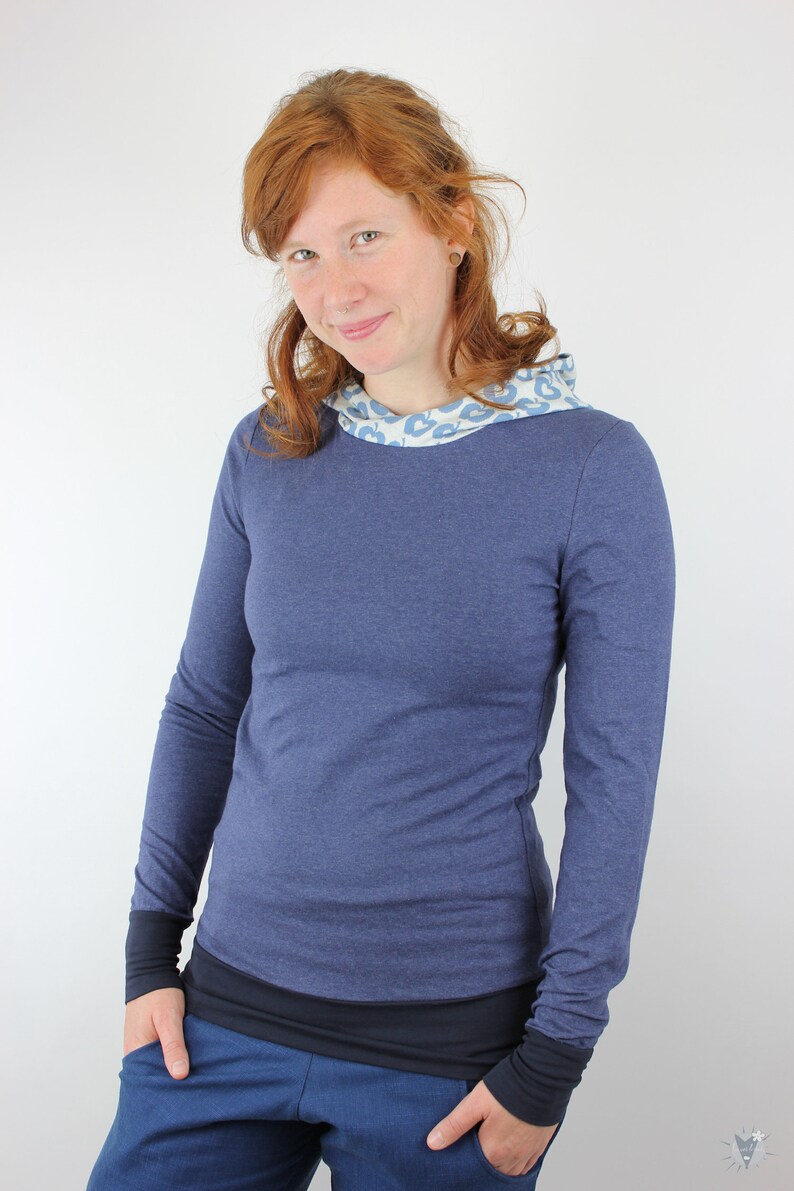 Summer sweater for women women/'s hoodie from light eco-jersey marine mottled with blue apples body accented cut with hood