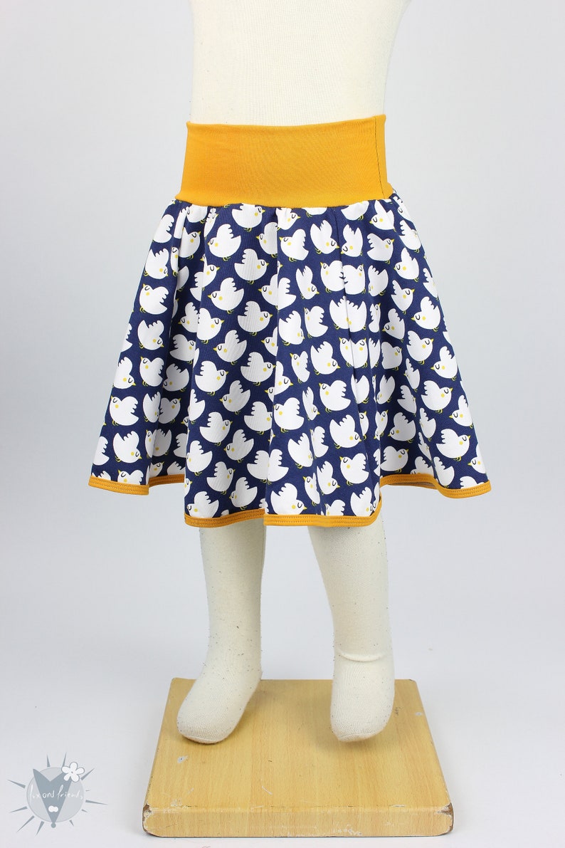 SALE Size 2: Children's circle skirt image 2