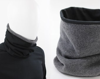 Reversible fleece loop scarf in gray and black