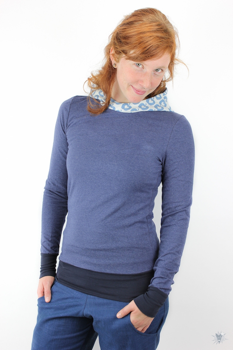 Summer sweater for women women/'s hoodie from light eco-jersey marine mottled with blue apples body accented cut with hood