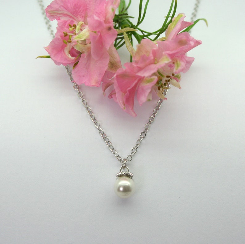 Pearl drop necklace, bridal necklace, swarovski pearl necklace, pearl necklace, bridesmaid necklace, wedding necklace, pearl pendant image 1