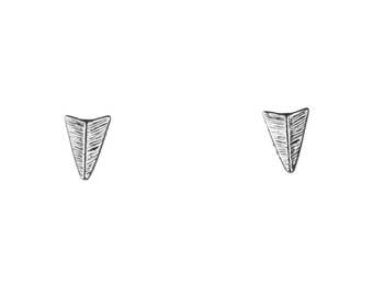 Arrow Stud Earrings, Arrow Earrings, Little Studs, Arrowhead Studs, Simple Earring, Little Studs