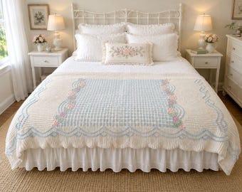 EUC Rare Vintage Chenille Coverlet Mid Century Floral Bed Throw Pink Rose Cottagecore Bedding White Hobnail Chenille 46x84" Decor Accent