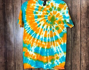 NEW Tie Dye Short Sleeve Tee Never Worn Unisex Size Medium