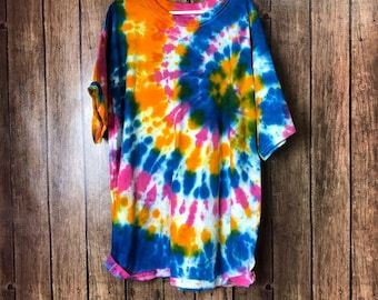 NEW Tie Dye Short Sleeve Tee Great Condition Youth Size XL