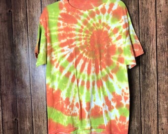 NEW Tie Dye Short Sleeve Tee Great Condition Unisex Size Large