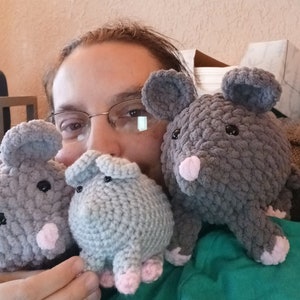 Squeakers the crochet No Sew Mouse PATTERN ONLY