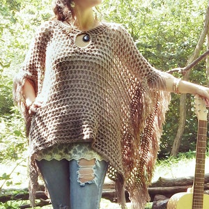 Häkelanleitung: Freewheelin&#39; Poncho / Keyhole Collar Fransenponcho / Einfache Häkelanleitung / Instant Download PDF