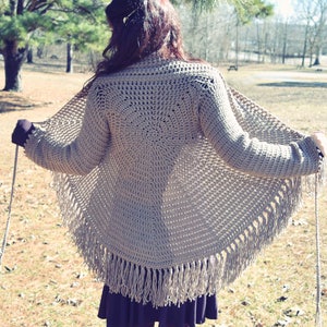 Crochet PATTERN: Spiral Sweater / Easy Crochet Sweater Wrap Cardigan Pattern / Easy Spring or Fall Sweater / Simple Wrap Sweater Pattern imagem 6