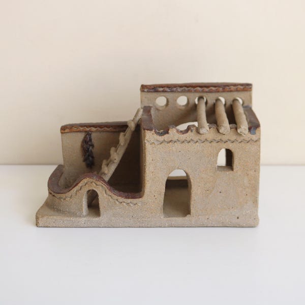 Pueblo House Handmade Stoneware