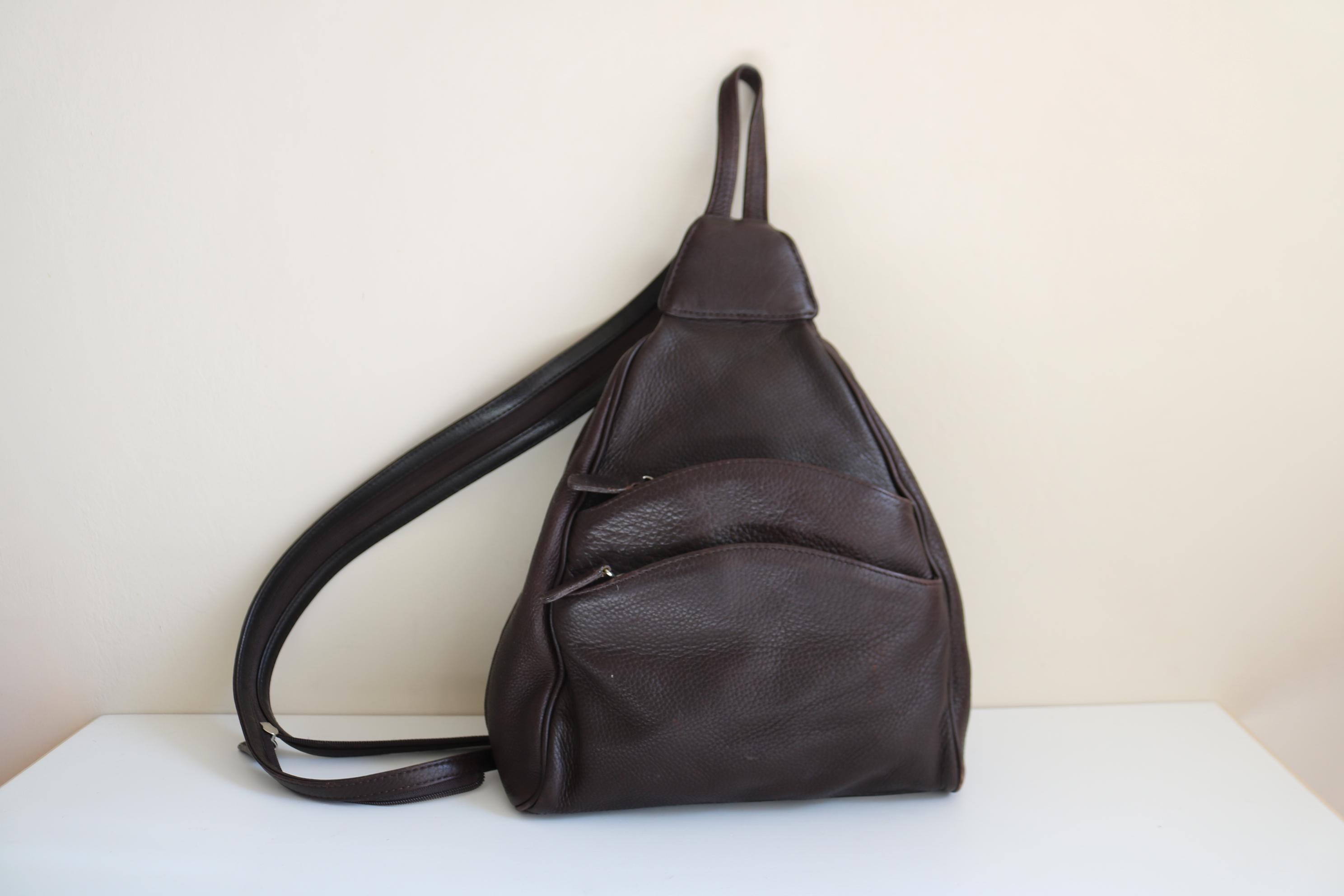 Leather ST JOHN\'S BAY BACK PACK OR SLING STYLE. St. John main image 2