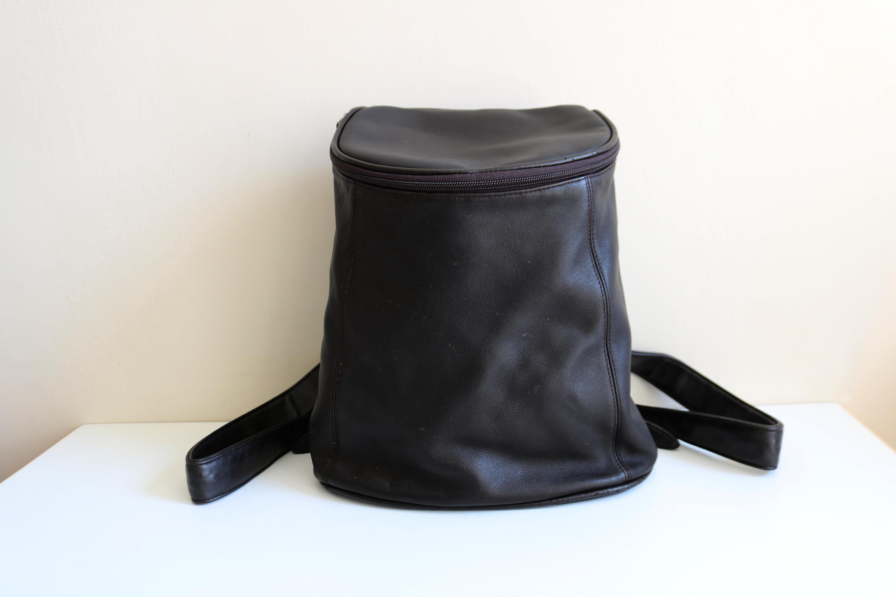 M. London New York backpack Nardo Grey Saffiano Leather Rucksack – MM LONDON main image 2