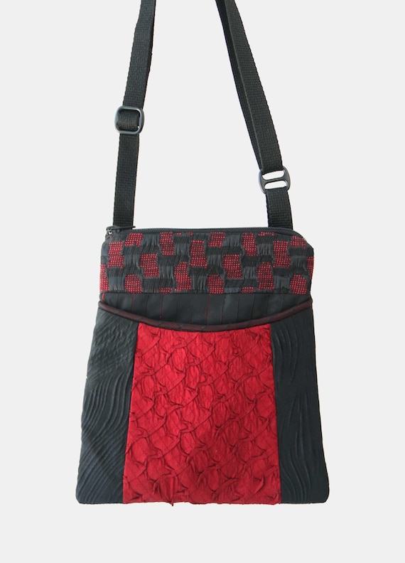 Light weight Adjustable Purse in Red and Black Pleated Silk Fabric