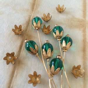 Tiny Vintage Leaf Bead Caps, Leaf Findings, 14PCS, USA Made.