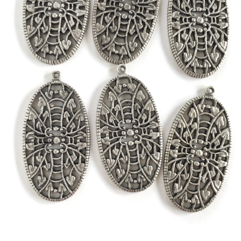 24mm 2PCS Antique Silver Cast Pendants Silver Ox Filigree Findings