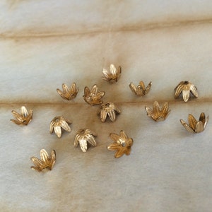 Tiny Vintage Leaf Bead Caps, Leaf Findings, 14PCS, USA Made. image 5