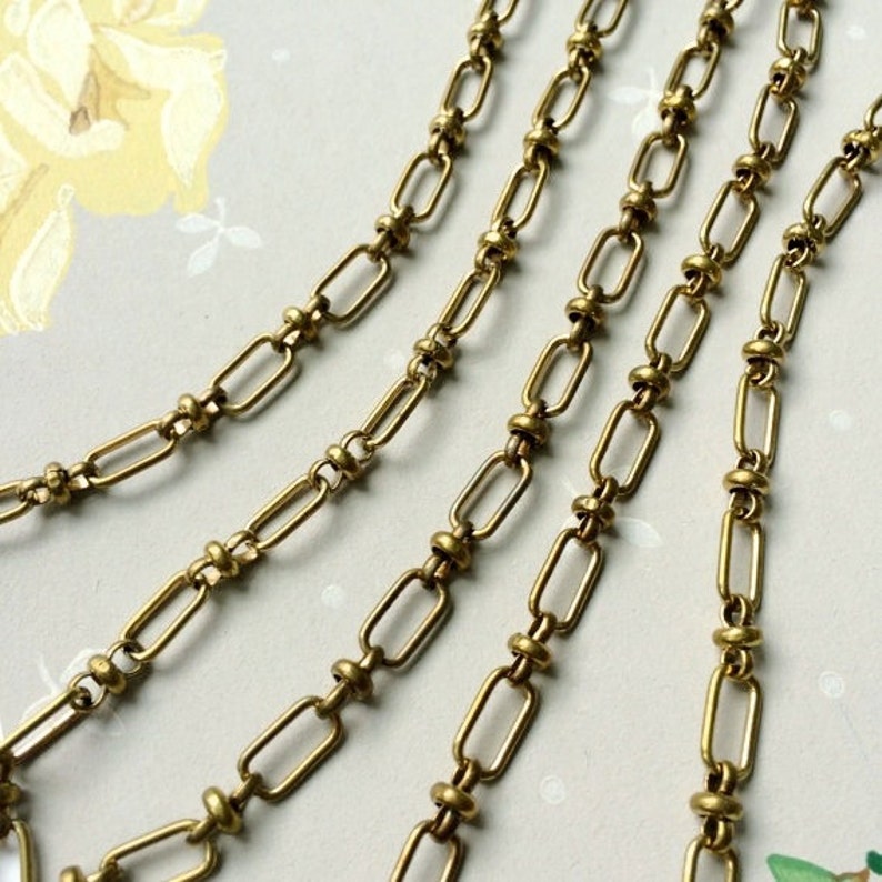 Vintage Beaux Chain Fancy Brass Chain 11mm 3FT image 0