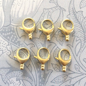 18mm, Fancy Circle Brass Lobster Claw, 4PCS