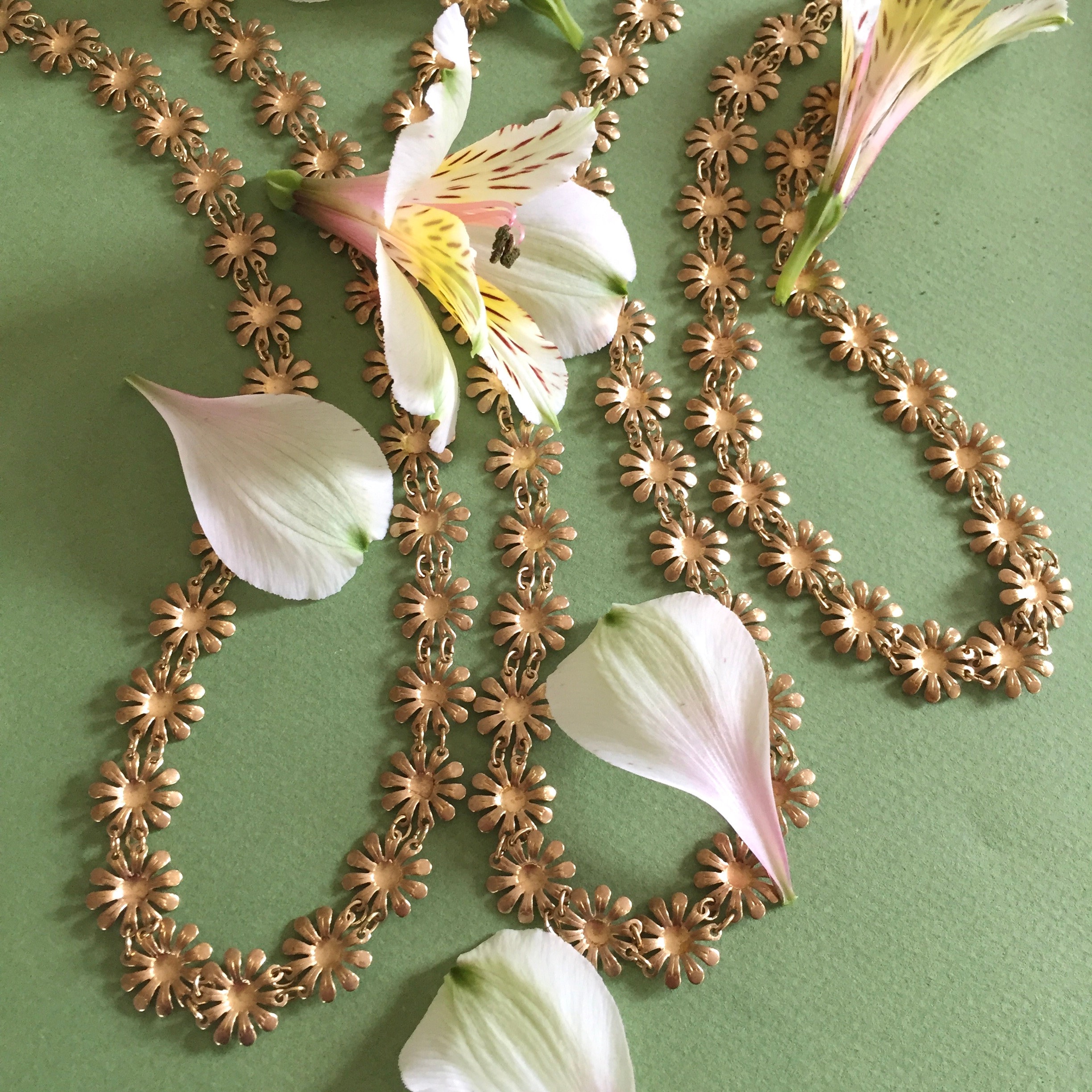 Vintage Gold Daisy Charms - Etsy