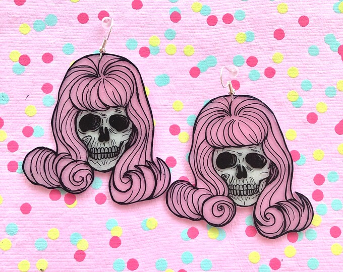 Skull bouffant earrings