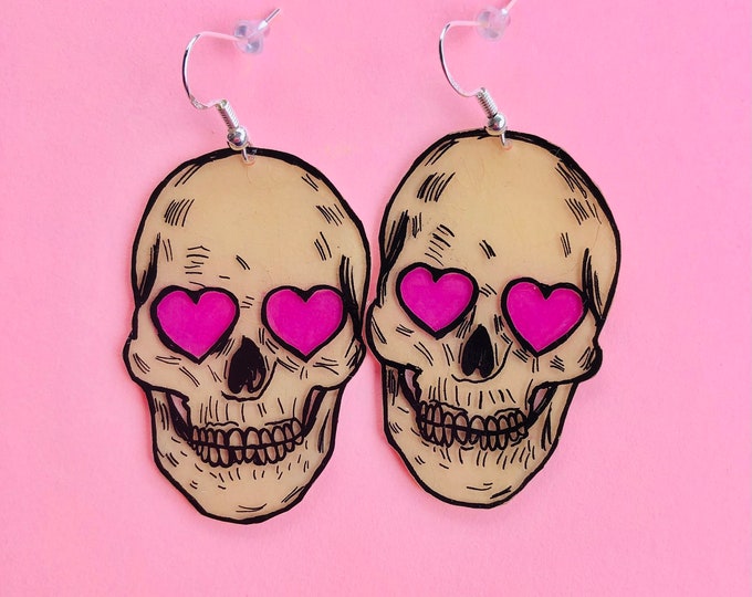Skull cutie earrings