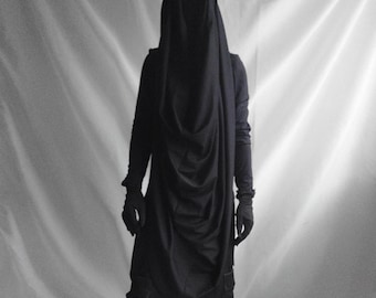 Dementian Top - Longsleeve top with a scarf hood