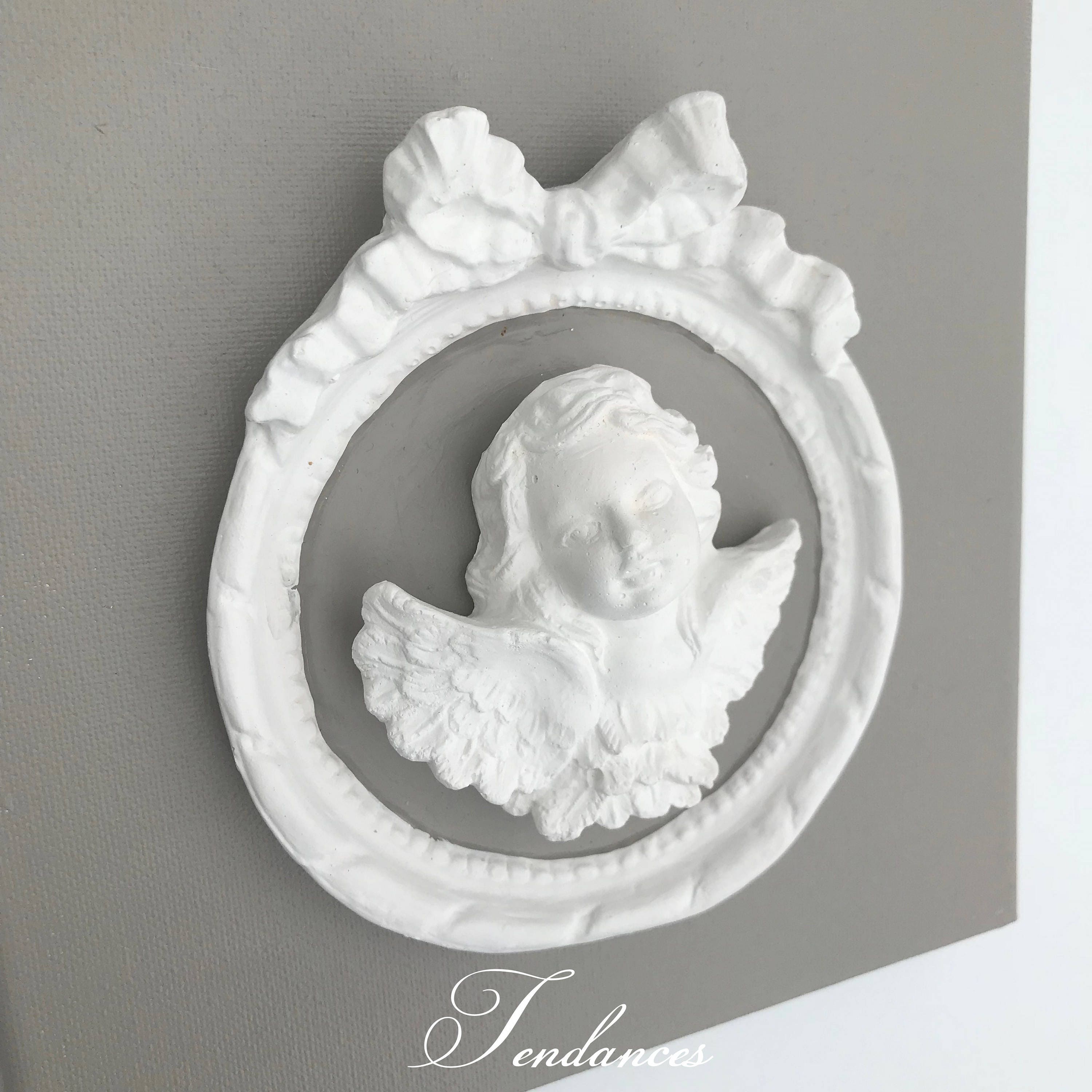 Toile Taupe et Blanc avec Ange Blanc