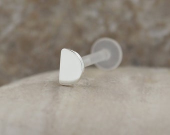 Tragus Labret Bioflex oorbel 16g platte achterkant