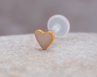 Tiny Heart Gold Flat Back Stud – Minimalist Tragus Helix Cartilage Piercing Jewelry 16g