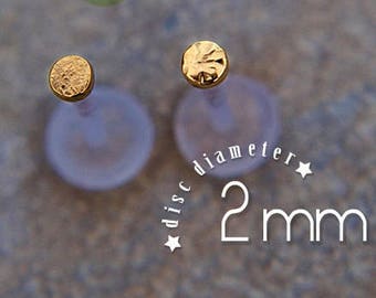 Hammered Tragus Stud - Tragus 2mm - 3mm Tragus 16 Gauge Stud - 16 gauge Tragus Earring - Gold 2mm Stud - 3mm Gold Tragus Stud